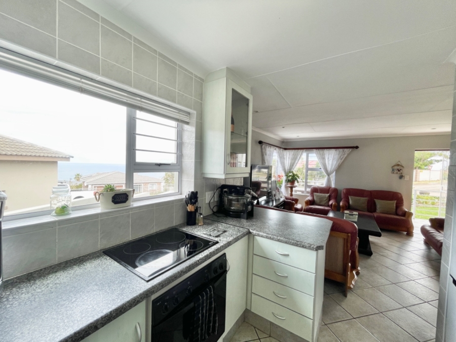 5 Bedroom Property for Sale in Dana Bay Western Cape